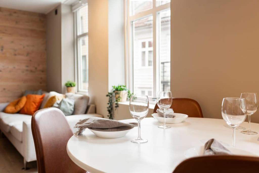 New! Modern Apartment In Historic Area Of Bergen! Extérieur photo