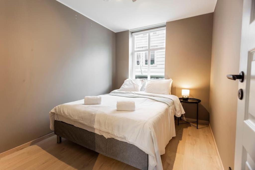 New! Modern Apartment In Historic Area Of Bergen! Extérieur photo